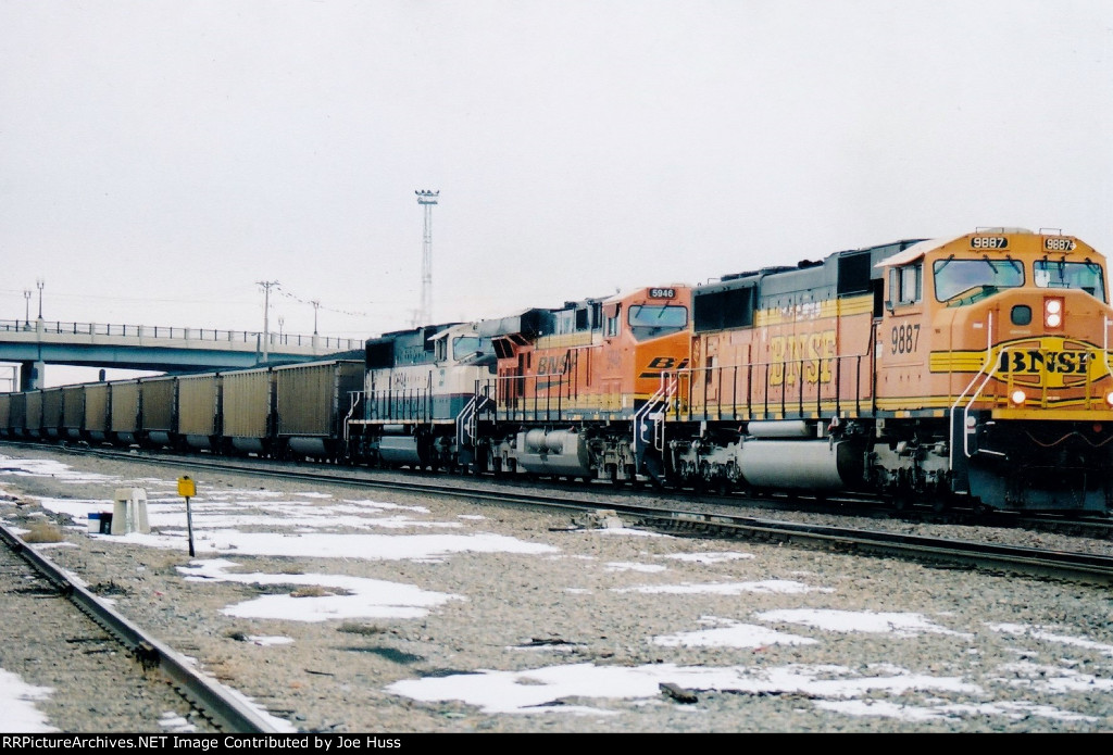 BNSF 9887 East